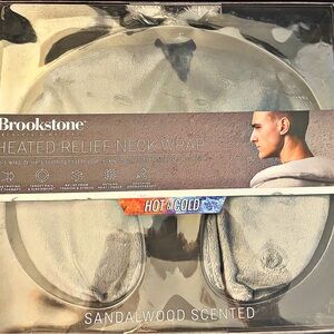 Brookstone Sandalwood Scented Neck Wrap - Gray